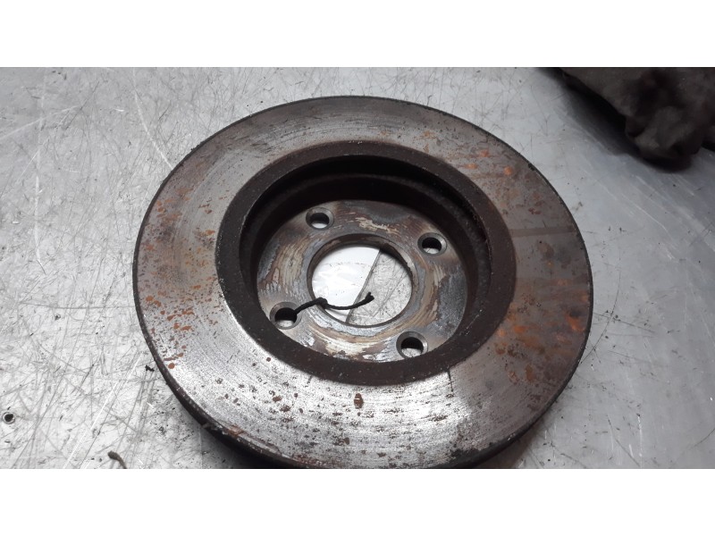 Recambio de disco freno delantero derecho para ford fiesta (cb1) trend referencia OEM IAM    Recambio de disco freno delantero derecho para ford fiesta (cb1) trend referencia OEM IAM