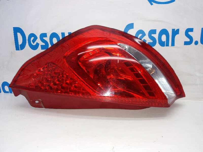 Recambio de piloto trasero derecho para ford fiesta (cb1) trend referencia OEM IAM   