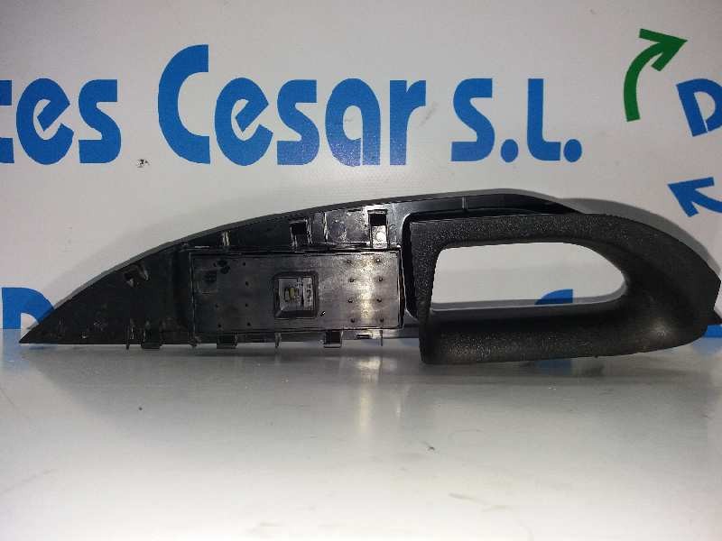Recambio de mando elevalunas delantero izquierdo para seat toledo (5p2) hot referencia OEM IAM 1K4959857C   Recambio de mando elevalunas delantero izquierdo para seat toledo (5p2) hot referencia OEM IAM 1K4959857C