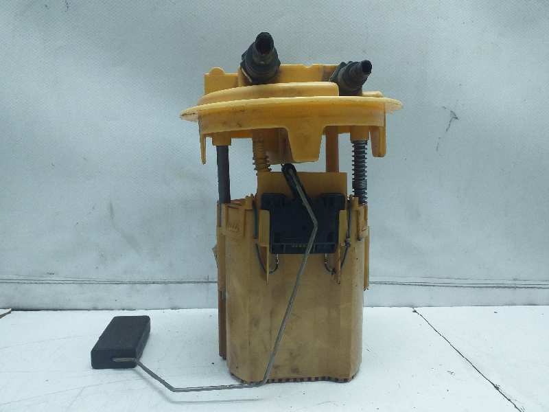 Recambio de aforador para peugeot 207 confort referencia OEM IAM 1525QE  