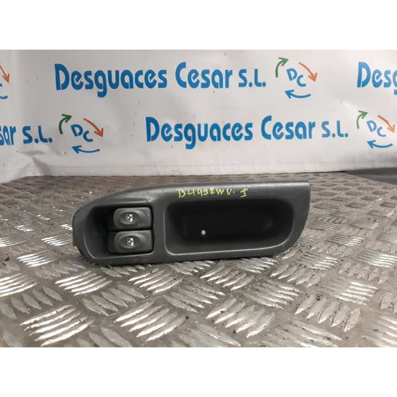 Recambio de mando elevalunas delantero izquierdo para renault scenic (ja..) 1.9 d rt referencia OEM IAM 7700432962  