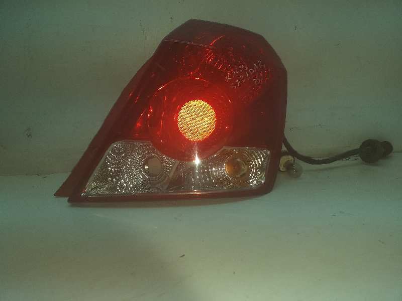 Recambio de piloto trasero derecho para chevrolet kalos 1.4 se referencia OEM IAM 96540269  