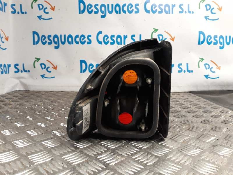 Recambio de piloto trasero derecho para renault laguna (b56) 1.9 dti rt referencia OEM IAM 7700420123  