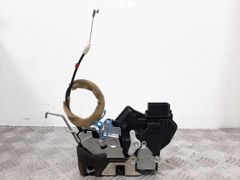 Recambio de cerradura puerta delantera izquierda para opel astra f berlina gt referencia OEM IAM   