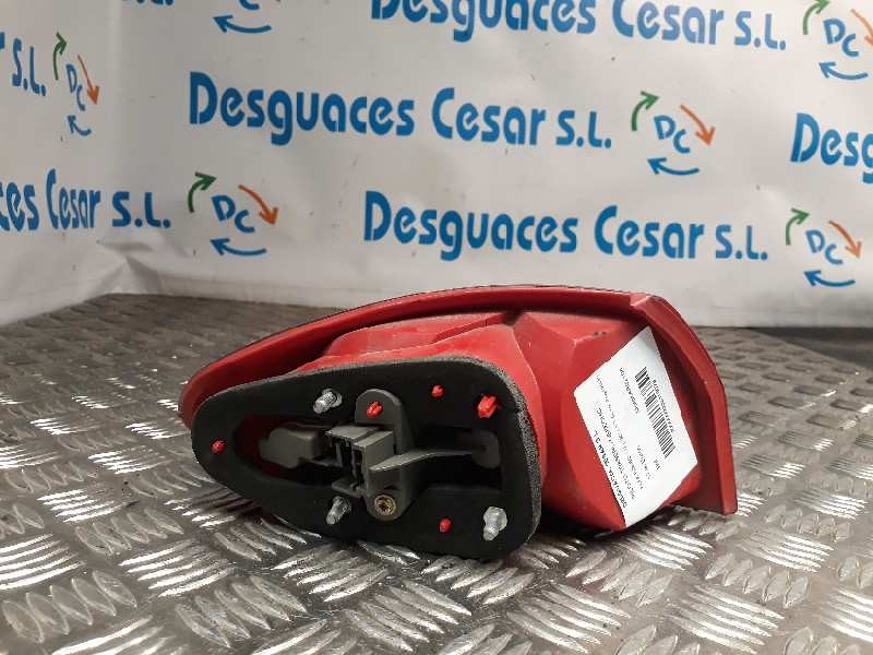 Recambio de piloto trasero derecho para alfa romeo 147 (190) 1.6 t.spark progression referencia OEM IAM   