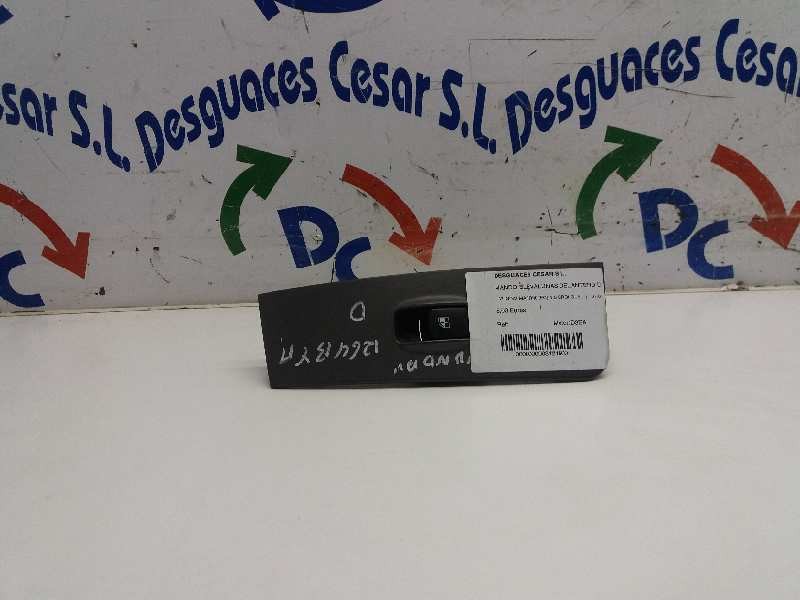 Recambio de mando elevalunas delantero derecho para hyundai matrix (fc) 1.5 crdi gls referencia OEM IAM    Recambio de mando elevalunas delantero derecho para hyundai matrix (fc) 1.5 crdi gls referencia OEM IAM