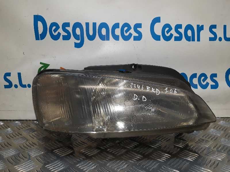 Recambio de faro derecho para peugeot 106 (s1) cocktail referencia OEM IAM   