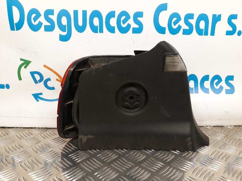 Recambio de piloto trasero derecho para bmw serie 3 compacto (e36) 316i referencia OEM IAM 63218357870  