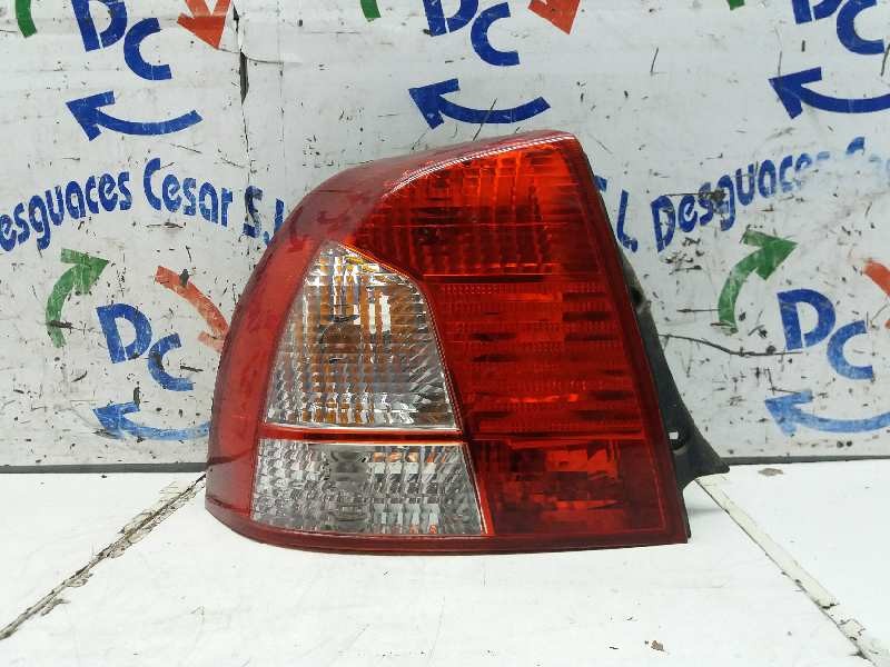 Recambio de piloto trasero izquierdo para kia shuma ii 1.6 rs 5 berlina referencia OEM IAM   