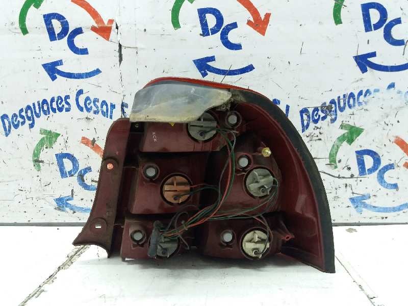 Recambio de piloto trasero izquierdo para kia shuma ii 1.6 rs 5 berlina referencia OEM IAM   