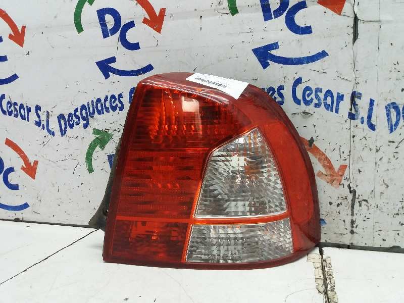 Recambio de piloto trasero derecho para kia shuma ii 1.6 rs 5 berlina referencia OEM IAM   