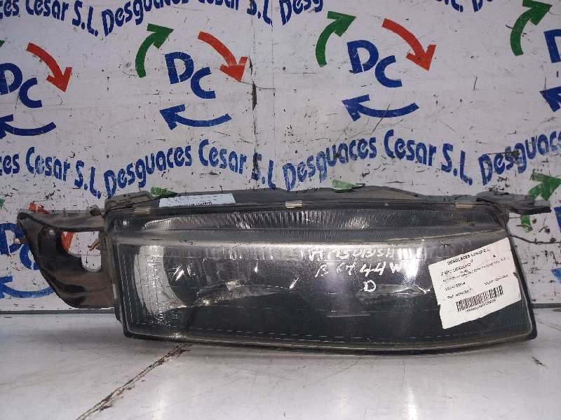 Recambio de faro derecho para mitsubishi galant berlina (ea0) 2400 gls referencia OEM IAM   
