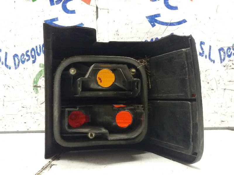 Recambio de piloto trasero izquierdo para volkswagen passat (321/23/27/31) 1.6 referencia OEM IAM   