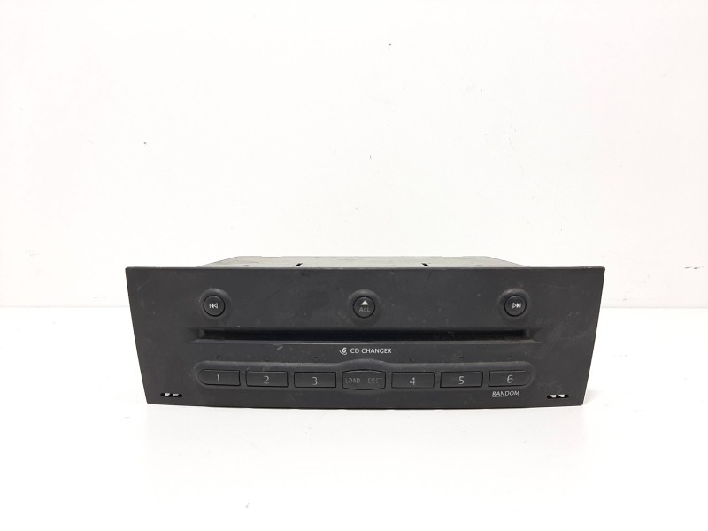 Recambio de sistema audio / radio cd para renault megane ii berlina 3p luxe privilege referencia OEM IAM 8200084437  