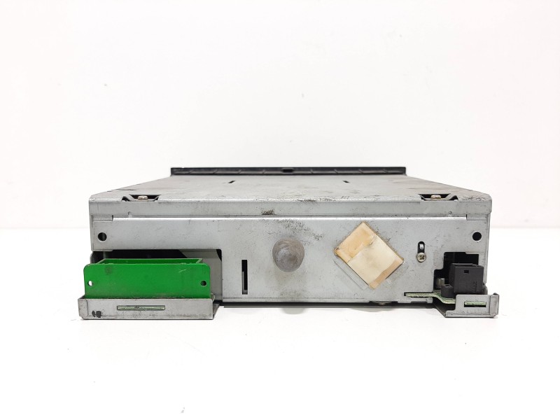 Recambio de sistema audio / radio cd para renault megane ii berlina 3p luxe privilege referencia OEM IAM 8200084437  