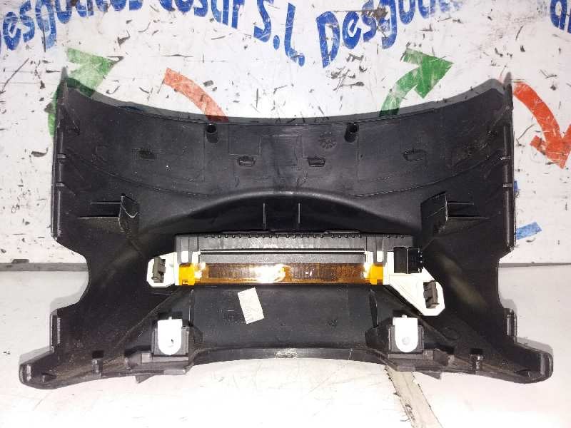 Recambio de pantalla multifuncion para citroën c4 coupe collection referencia OEM IAM   