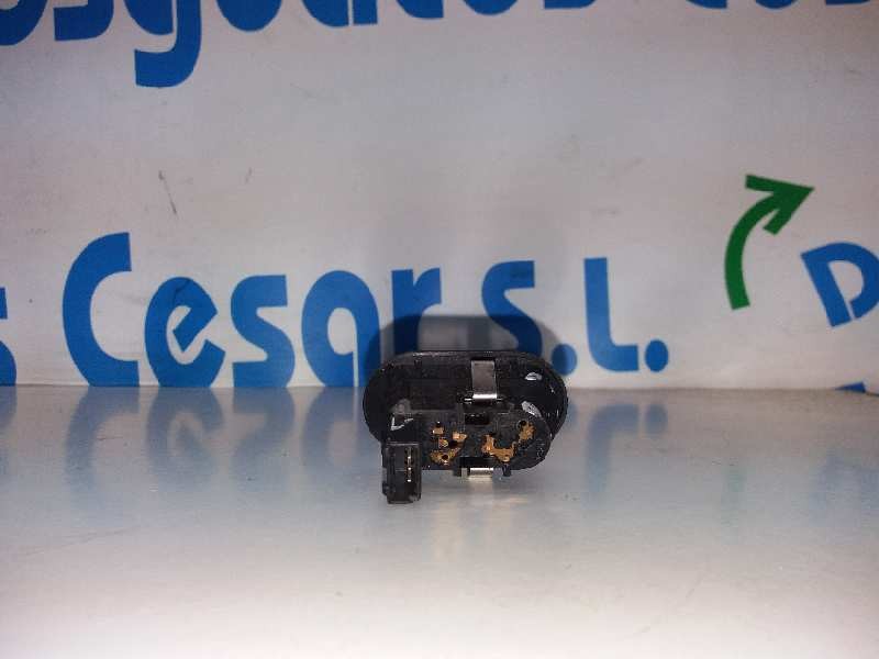 Recambio de mando elevalunas delantero derecho para opel astra g berlina comfort referencia OEM IAM 09100299  