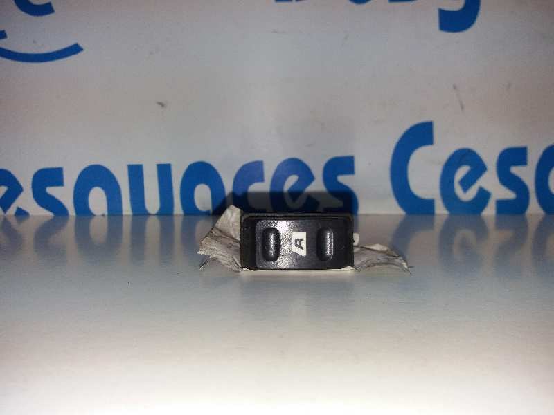 Recambio de mando elevalunas delantero derecho para citroën xsara berlina 1.6 16v tonic referencia OEM IAM   