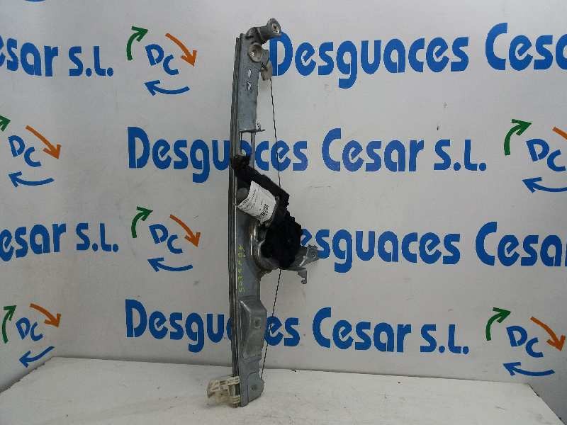 Recambio de elevalunas delantero derecho para renault scenic ii confort dynamique referencia OEM IAM 402047A ELECTRICO 