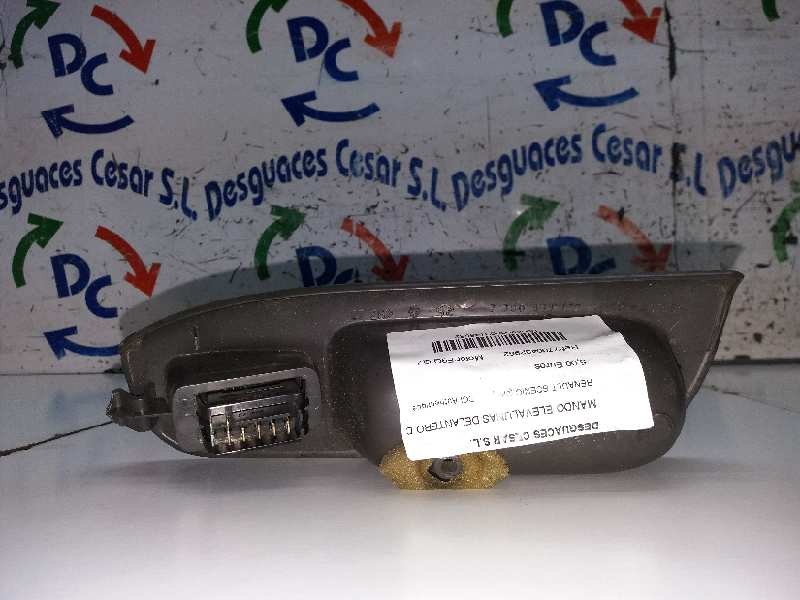 Recambio de mando elevalunas delantero derecho para renault scenic (ja..) 1.9 dci authentique referencia OEM IAM 7700432962   Recambio de mando elevalunas delantero derecho para renault scenic (ja..) 1.9 dci authentique referencia OEM IAM 7700432962