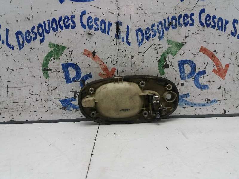 Recambio de maneta exterior delantera izquierda para kia carnival ii 2.9 cdri ex referencia OEM IAM    Recambio de maneta exterior delantera izquierda para kia carnival ii 2.9 cdri ex referencia OEM IAM