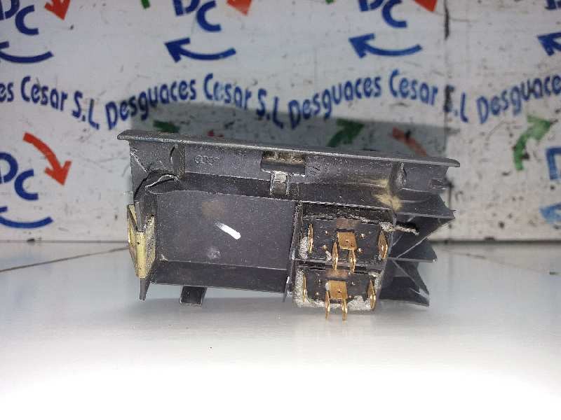 Recambio de mando elevalunas delantero izquierdo para audi a4 avant (b5) 1.8 referencia OEM IAM 8D0837208A  