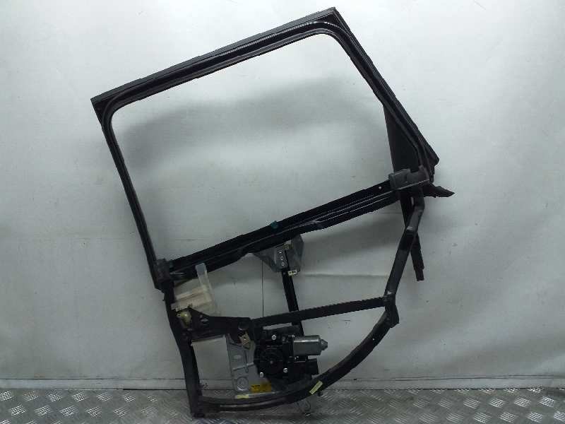 Recambio de elevalunas trasero derecho para audi a4 avant (b5) 1.9 tdi referencia OEM IAM 8D0839400A  