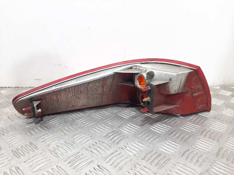 Recambio de piloto trasero derecho para peugeot 607 (s1) básico referencia OEM IAM 6351N1  