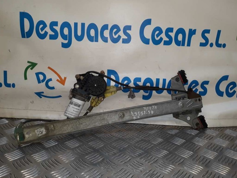 Recambio de elevalunas delantero derecho para toyota carina (t19) 2.0 t-diesel kombi referencia OEM IAM 6980120210  