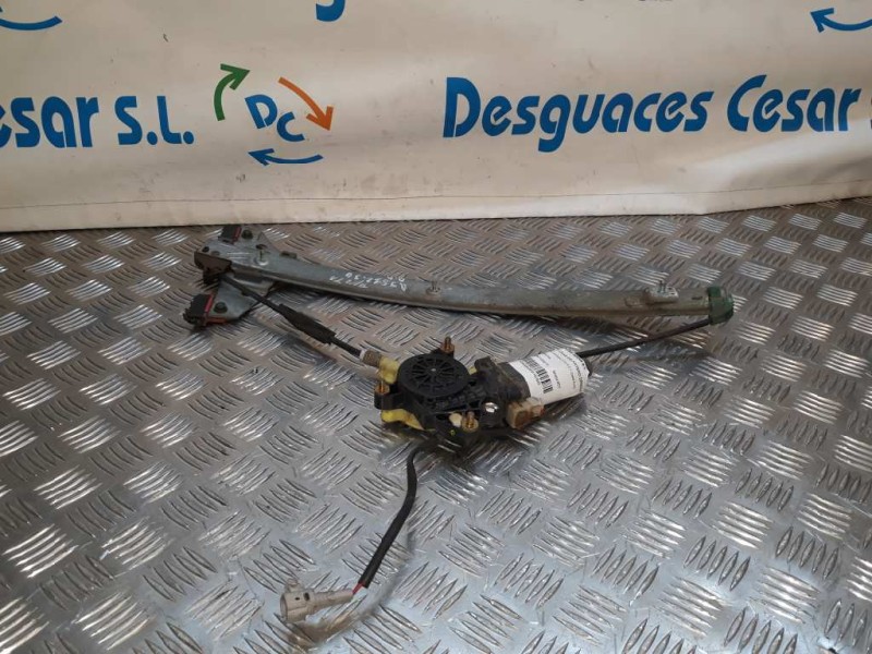 Recambio de elevalunas delantero derecho para toyota carina (t19) 2.0 t-diesel kombi referencia OEM IAM 6980120210  