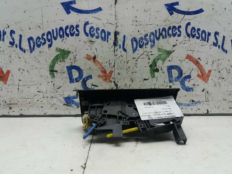 Recambio de mando calefaccion / aire acondicionado para volkswagen polo berlina (6n1) básico referencia OEM IAM    Recambio de mando calefaccion / aire acondicionado para volkswagen polo berlina (6n1) básico referencia OEM IAM