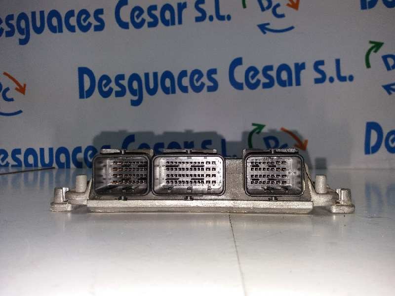 Recambio de centralita motor uce para peugeot 307 (s1) xs referencia OEM IAM 0281011081 9647472780 1938LG