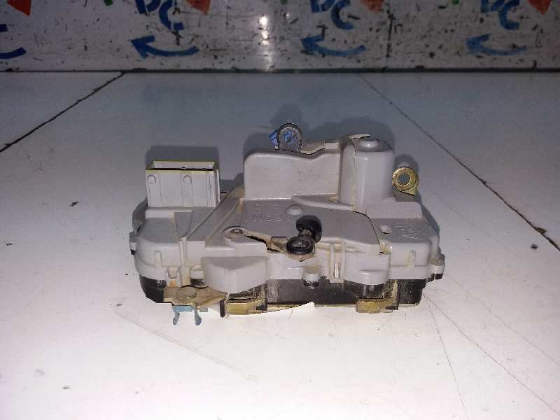 Recambio de cerradura puerta delantera derecha para peugeot partner (s1) break referencia OEM IAM   