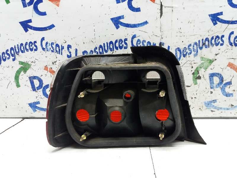 Recambio de piloto trasero derecho para bmw serie 3 compacto (e36) 316i referencia OEM IAM 63218357870  