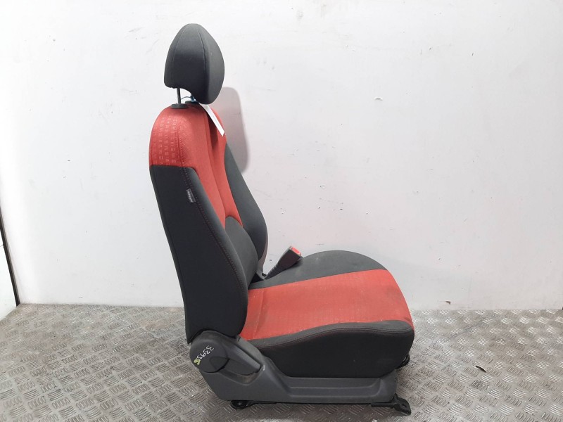 Recambio de asiento delantero derecho para kia rio 1.5 crdi active referencia OEM IAM   