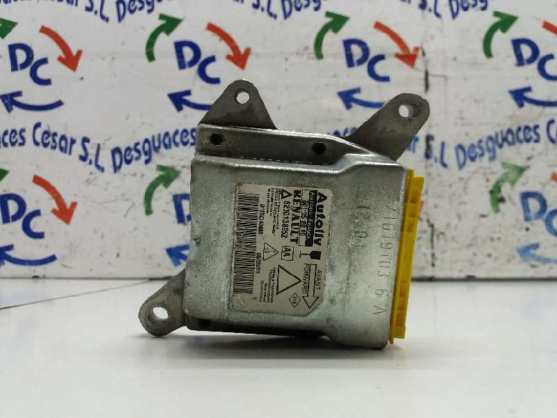 Recambio de centralita airbag para renault laguna ii grandtour (kg0) dynamique referencia OEM IAM 601958800 8200138952 