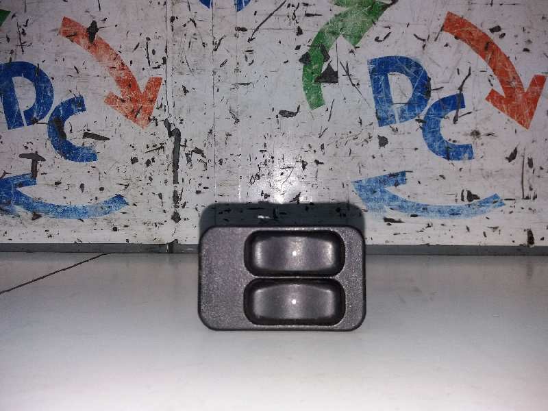 Recambio de mando elevalunas delantero izquierdo para opel astra g berlina club referencia OEM IAM   