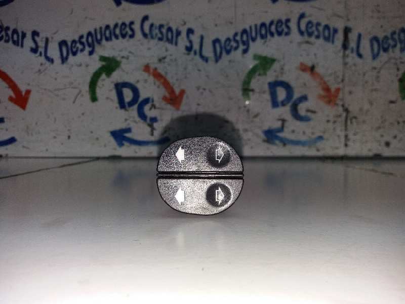 Recambio de mando elevalunas delantero izquierdo para ford ka (ccq) referencia OEM IAM    Recambio de mando elevalunas delantero izquierdo para ford ka (ccq) referencia OEM IAM