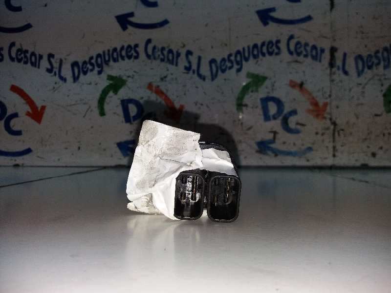 Recambio de mando elevalunas delantero izquierdo para ford ka (ccq) referencia OEM IAM    Recambio de mando elevalunas delantero izquierdo para ford ka (ccq) referencia OEM IAM