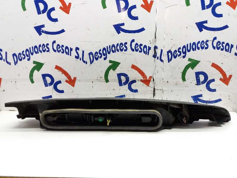 Recambio de piloto trasero derecho para renault kangoo referencia OEM IAM    Recambio de piloto trasero derecho para renault kangoo referencia OEM IAM