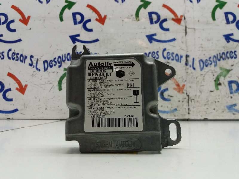 Recambio de centralita airbag para renault kangoo referencia OEM IAM 600589600 8200098402 