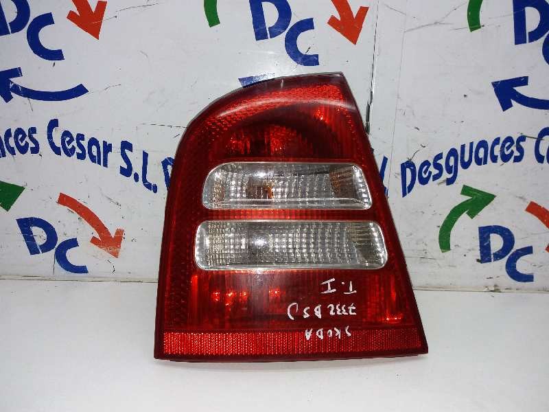 Recambio de piloto trasero izquierdo para skoda octavia berlina (1u2) ambiente referencia OEM IAM 1U6945111C  