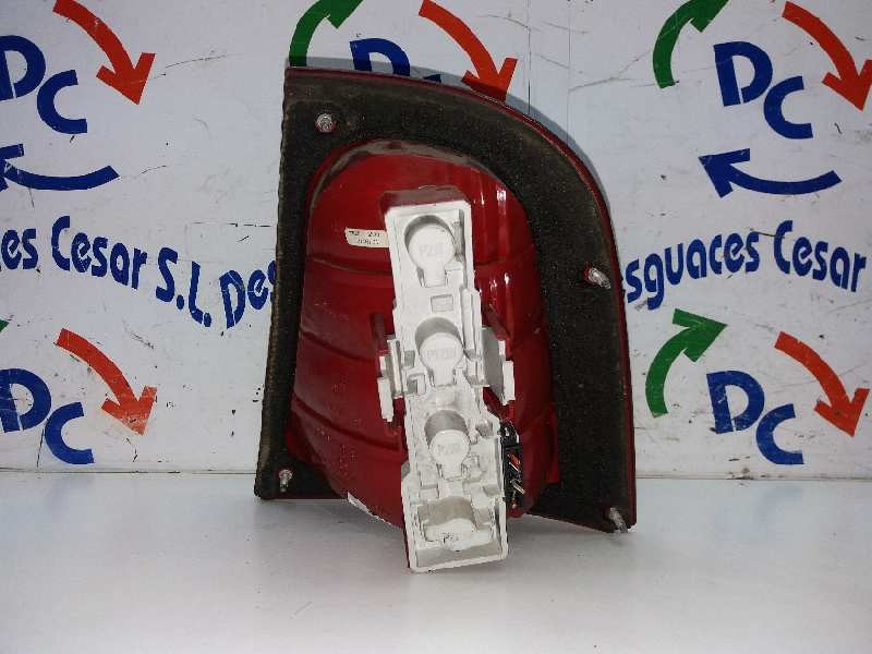 Recambio de piloto trasero izquierdo para skoda octavia berlina (1u2) ambiente referencia OEM IAM 1U6945111C  