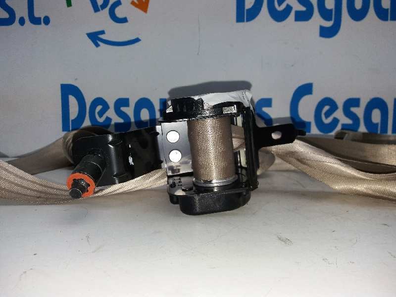 Recambio de cinturon seguridad trasero derecho para kia carnival 2.7 v6 emotion referencia OEM IAM 898104D130  