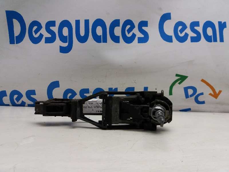 Recambio de maneta exterior delantera izquierda para seat toledo (5p2) exclusive referencia OEM IAM    Recambio de maneta exterior delantera izquierda para seat toledo (5p2) exclusive referencia OEM IAM