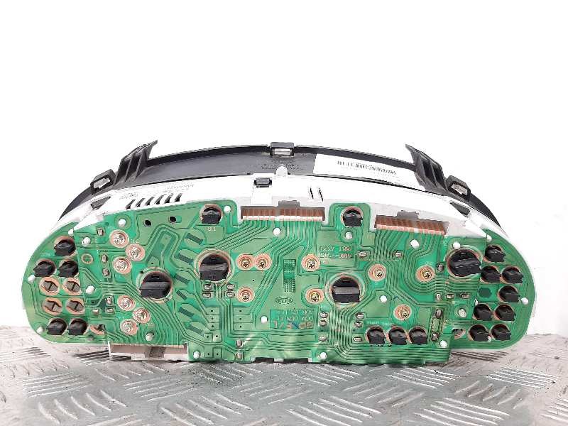 Recambio de cuadro instrumentos para kia carnival ii 2.5 v6 lx referencia OEM IAM 20030716  