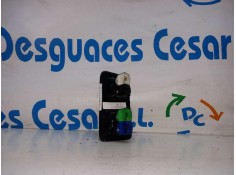 Recambio de mando elevalunas delantero izquierdo para mg serie 25 (rf) classic (3-ptas.) referencia OEM IAM XPH100100   2
