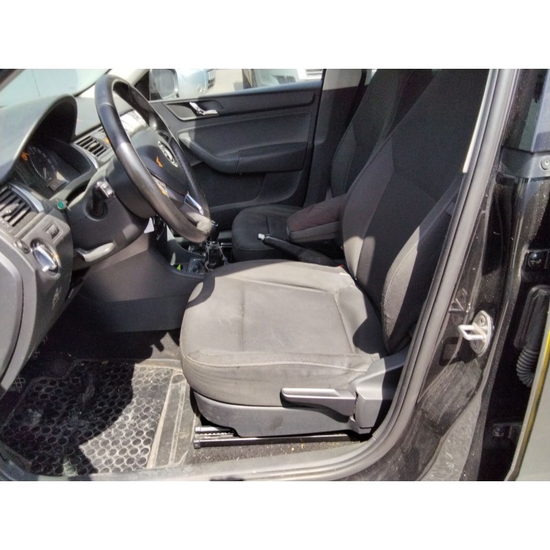 SKODA RAPID (NH3, NK3, NK6) - imagen 6