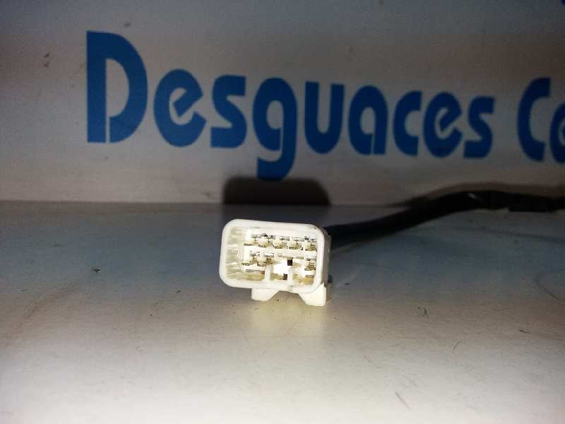 Recambio de cerradura puerta delantera derecha para lexus is200 (gxe10) 2.0 referencia OEM IAM   