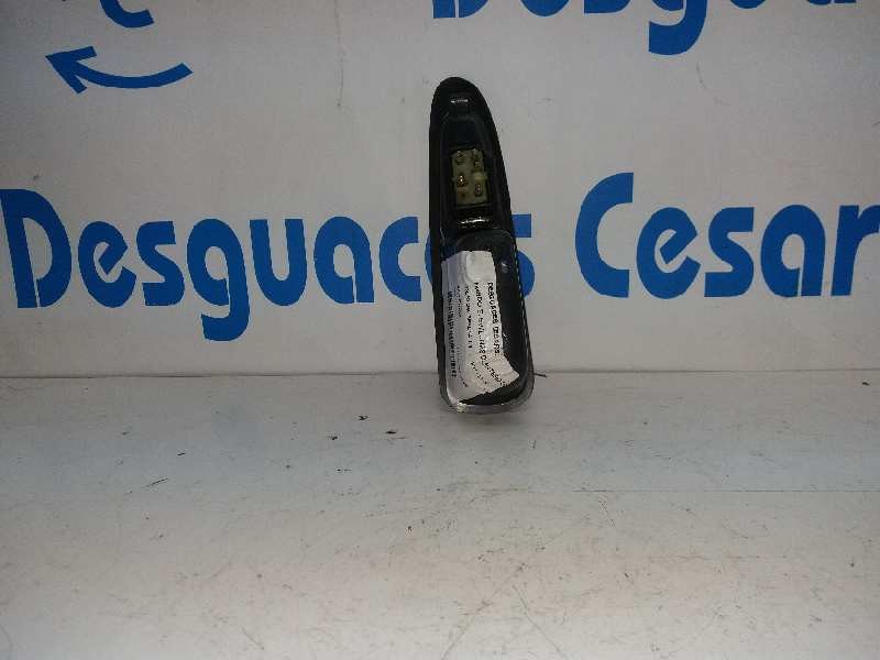 Recambio de mando elevalunas delantero derecho para volvo s40 berlina 1.6 referencia OEM IAM   
